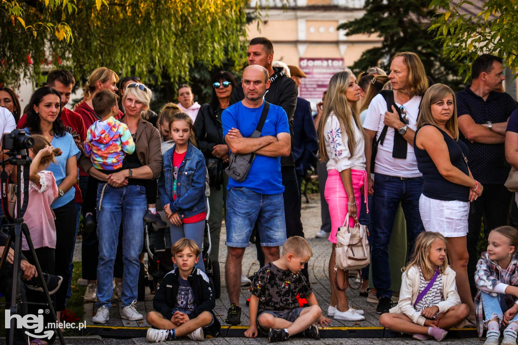 Koncert „Polskie drogi” na Rynku w Przecławiu