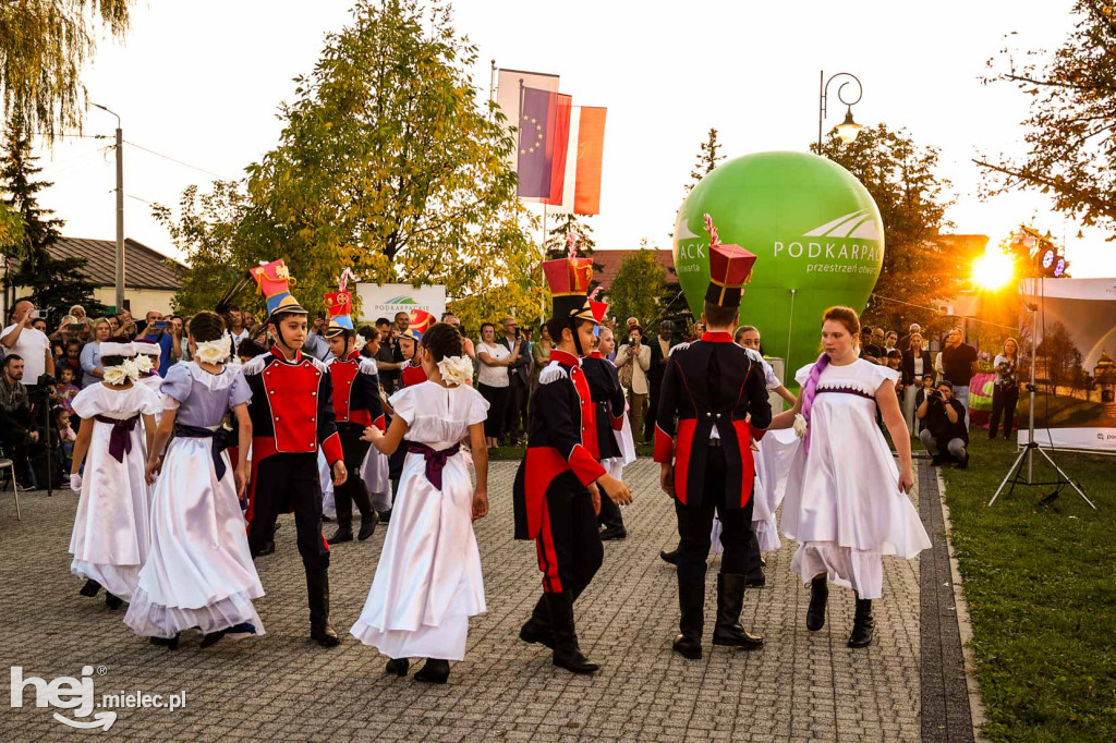 Koncert „Polskie drogi” na Rynku w Przecławiu