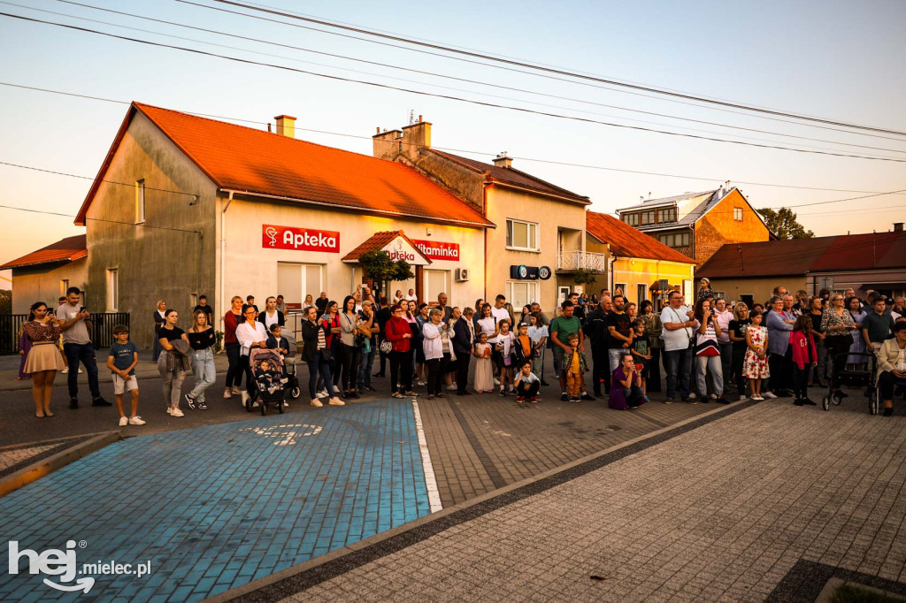 Koncert „Polskie drogi” na Rynku w Przecławiu