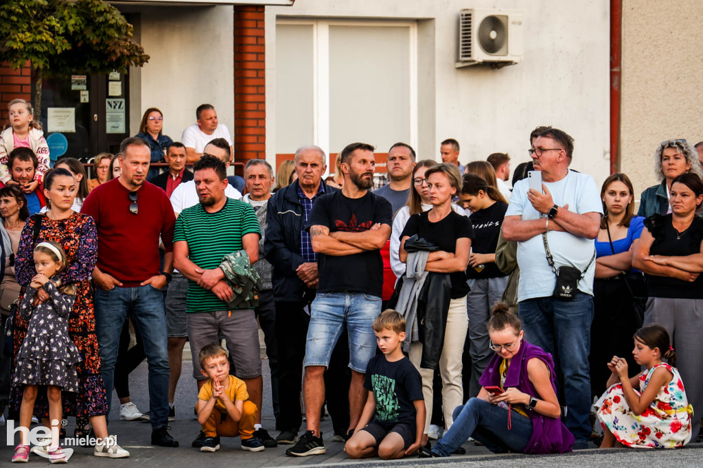 Koncert „Polskie drogi” na Rynku w Przecławiu