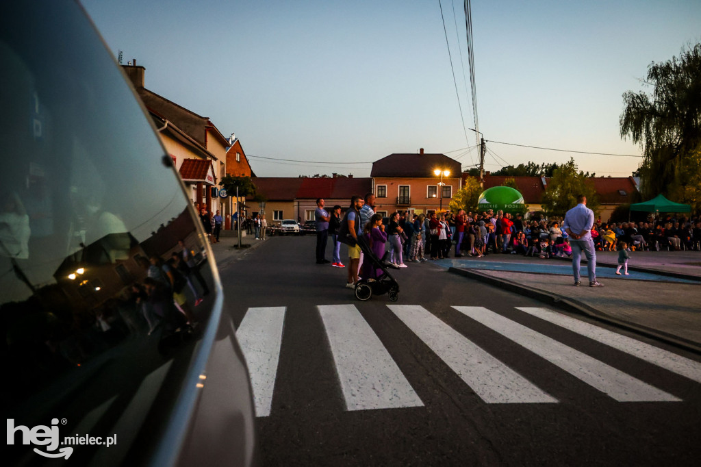 Koncert „Polskie drogi” na Rynku w Przecławiu