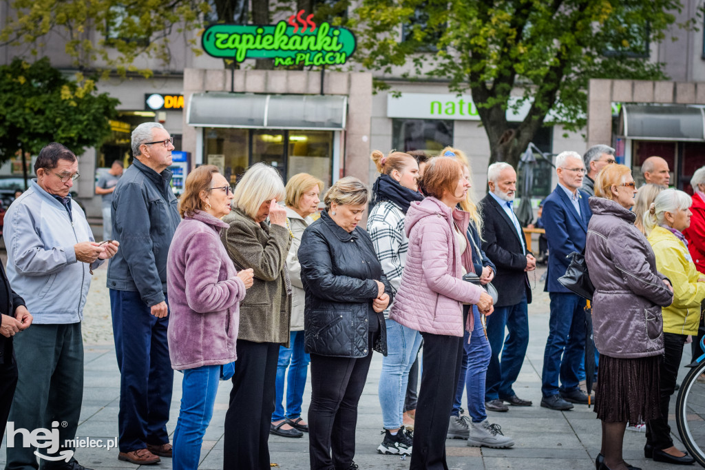 Publiczny różaniec przeciw aborcji