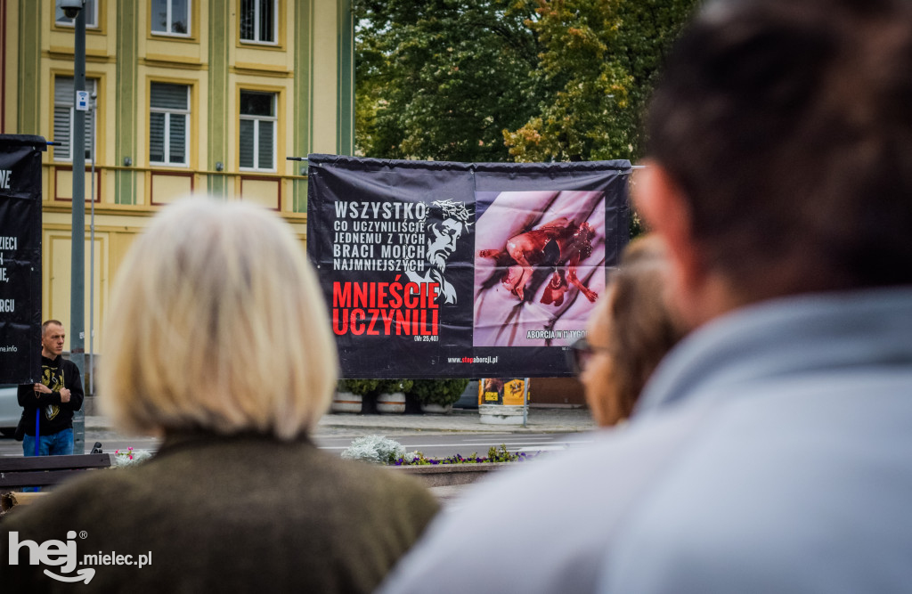 Publiczny różaniec przeciw aborcji