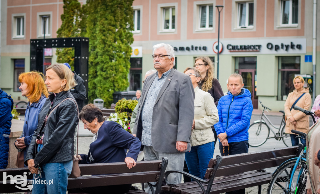 Publiczny różaniec przeciw aborcji