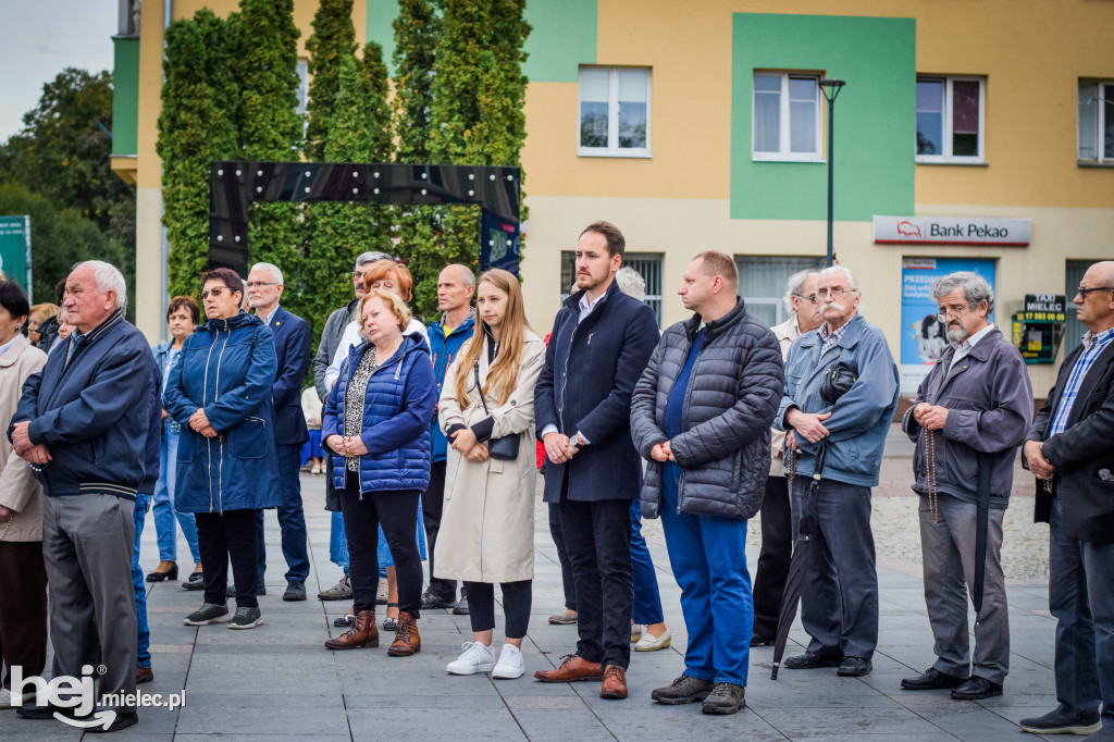 Publiczny różaniec przeciw aborcji