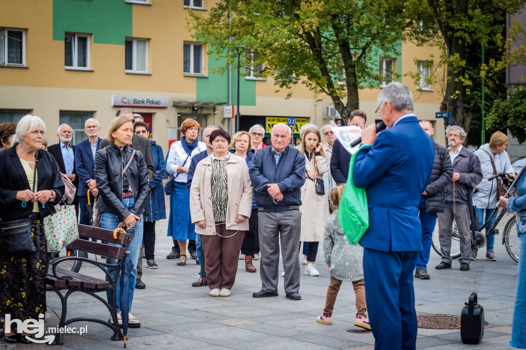 Publiczny różaniec przeciw aborcji