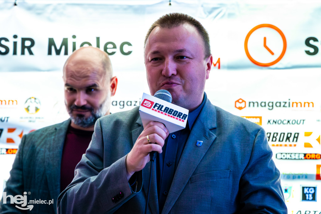 Oficjalne ważenie przed galą Magazimm Boxing Night