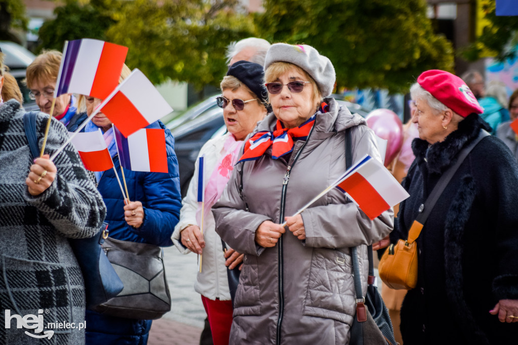 VII Dni Seniora - barwny korowód