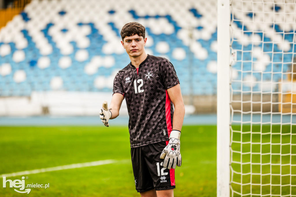 MALTA – GIBRALTAR na stadionie w Mielcu