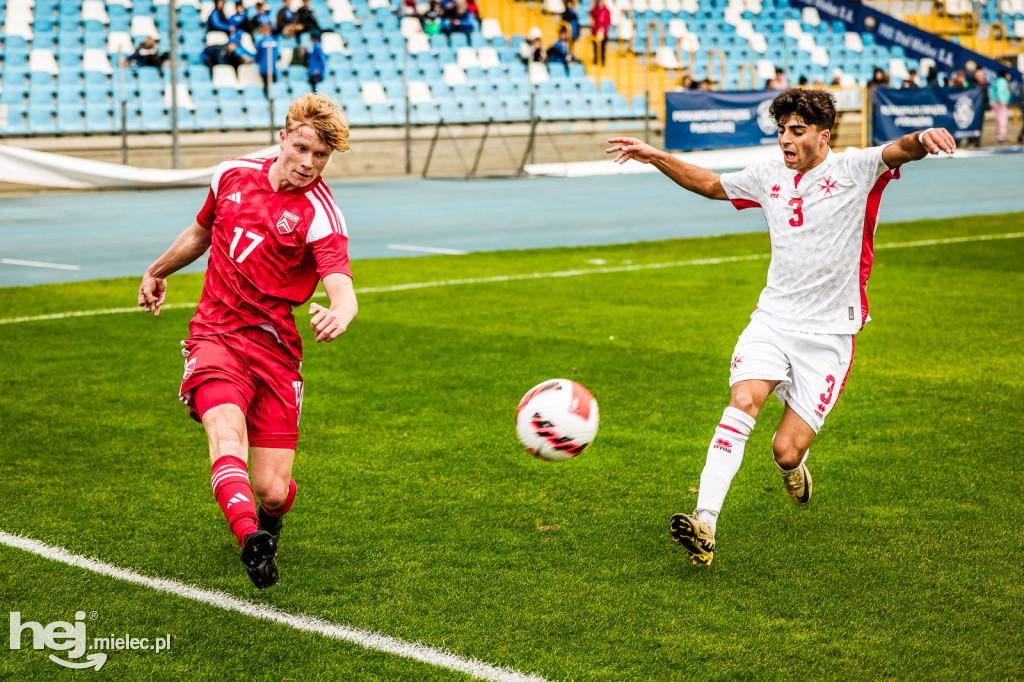 MALTA – GIBRALTAR na stadionie w Mielcu