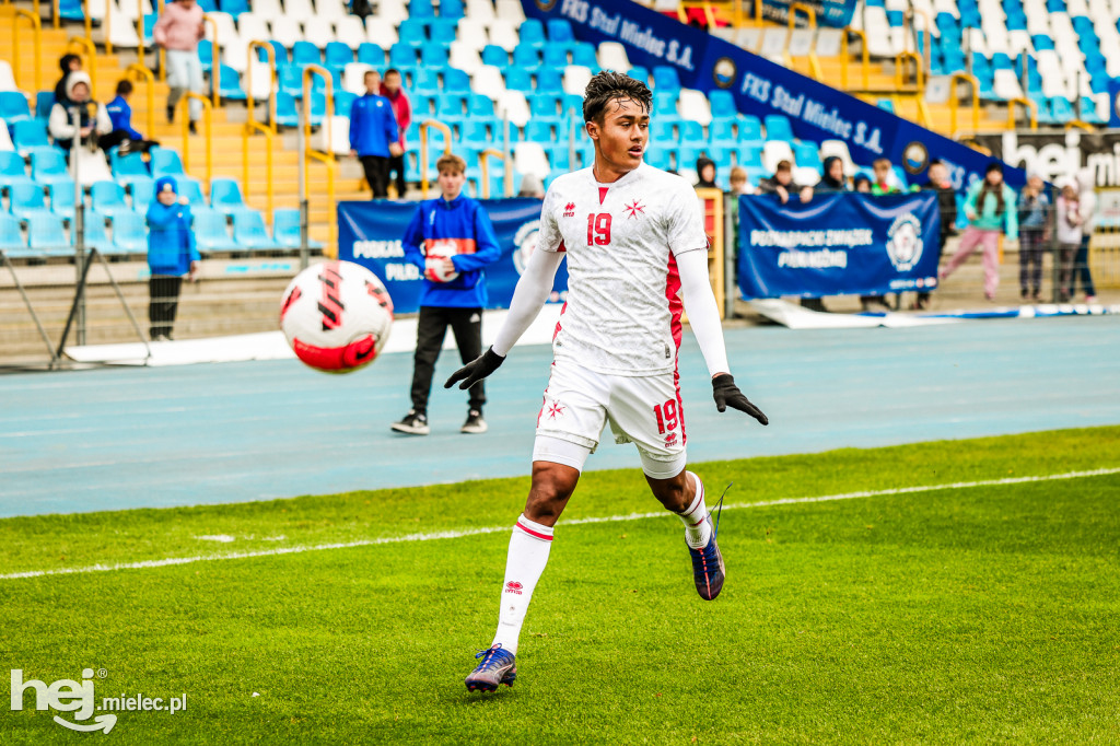 MALTA – GIBRALTAR na stadionie w Mielcu