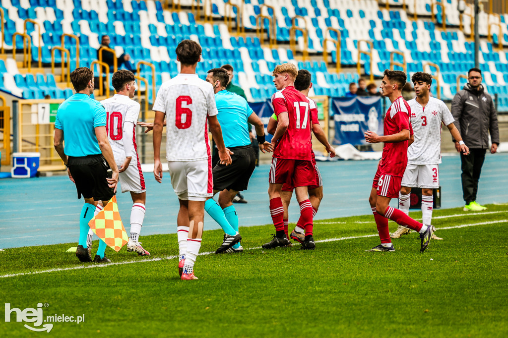 MALTA – GIBRALTAR na stadionie w Mielcu