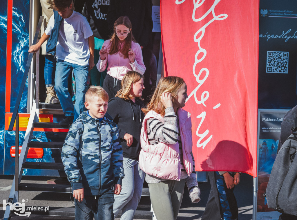 Mobilny spektakl ISKRY NIEPODLEGŁEJ w Wadowicach Górnych