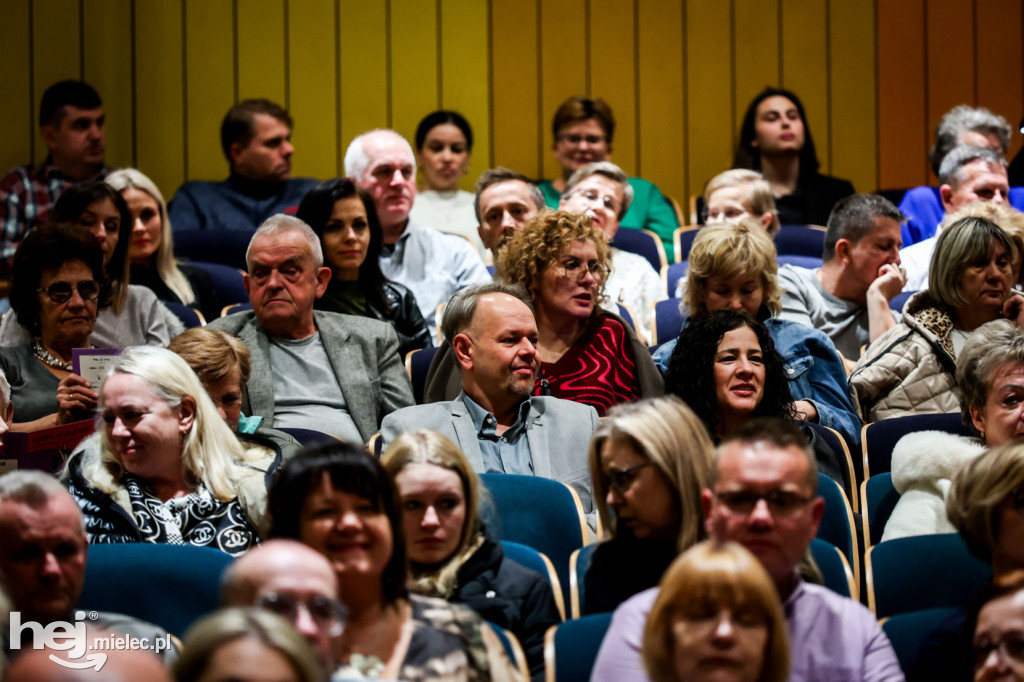 Premiera spektaklu „Gwałtu, co się dzieje”