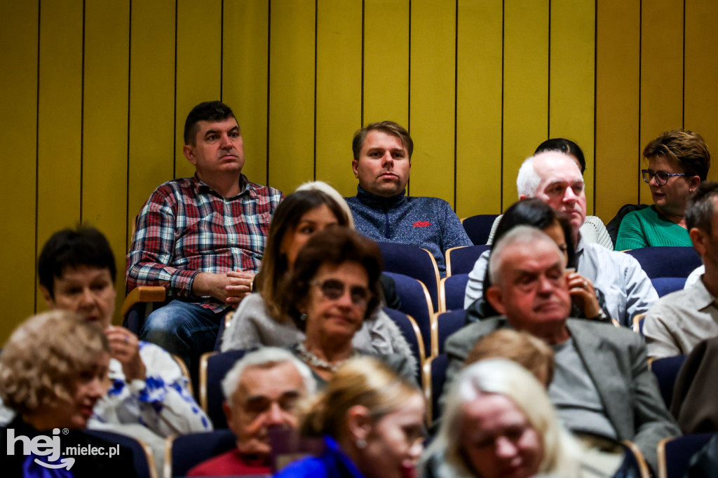 Premiera spektaklu „Gwałtu, co się dzieje”