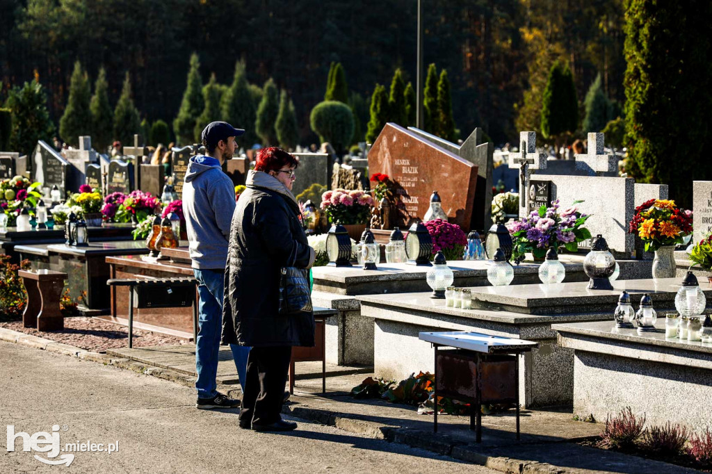 Wszystkich Świętych 2024: Cmentarz Komunalny