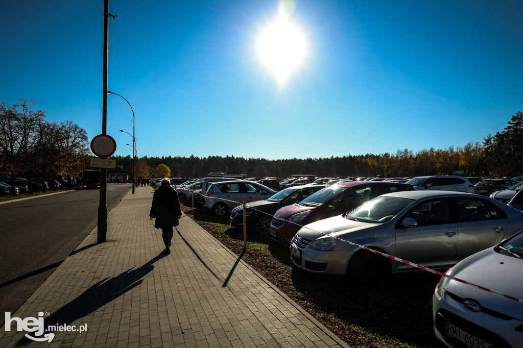 Wszystkich Świętych 2024: Cmentarz Komunalny