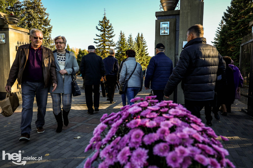 Wszystkich Świętych 2024: Cmentarz Komunalny