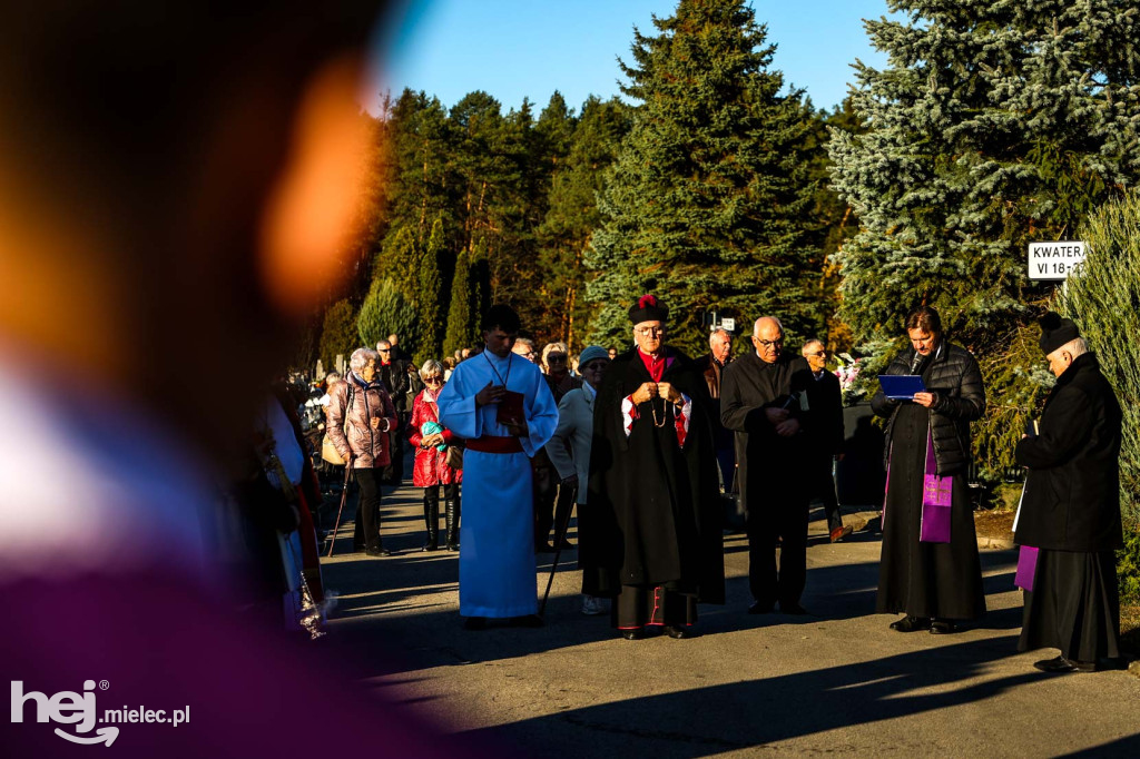 Wszystkich Świętych 2024: Cmentarz Komunalny