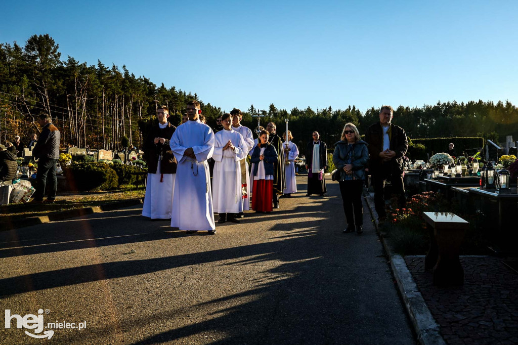 Wszystkich Świętych 2024: Cmentarz Komunalny