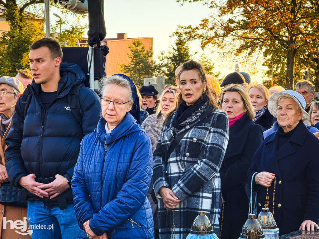 Wszystkich Świętych 2024: Cmentarz Parafialny