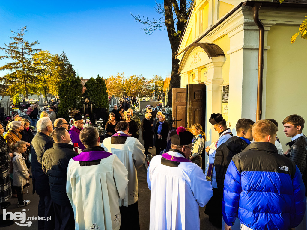 Wszystkich Świętych 2024: Cmentarz Parafialny