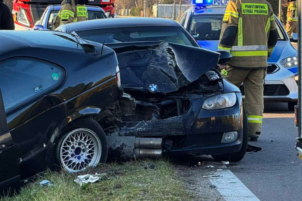 Zderzenie na Rzochowskiej. Dwa BMW