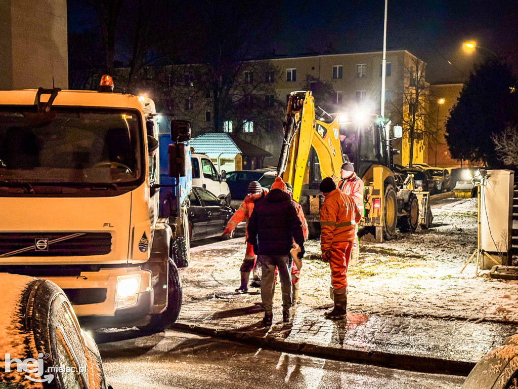 Awaria wodociągu w centrum Mielca