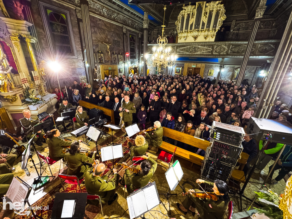 Koncert Reprezentacyjnego Zespołu Artystycznego Wojska Polskiego w Zgórsku