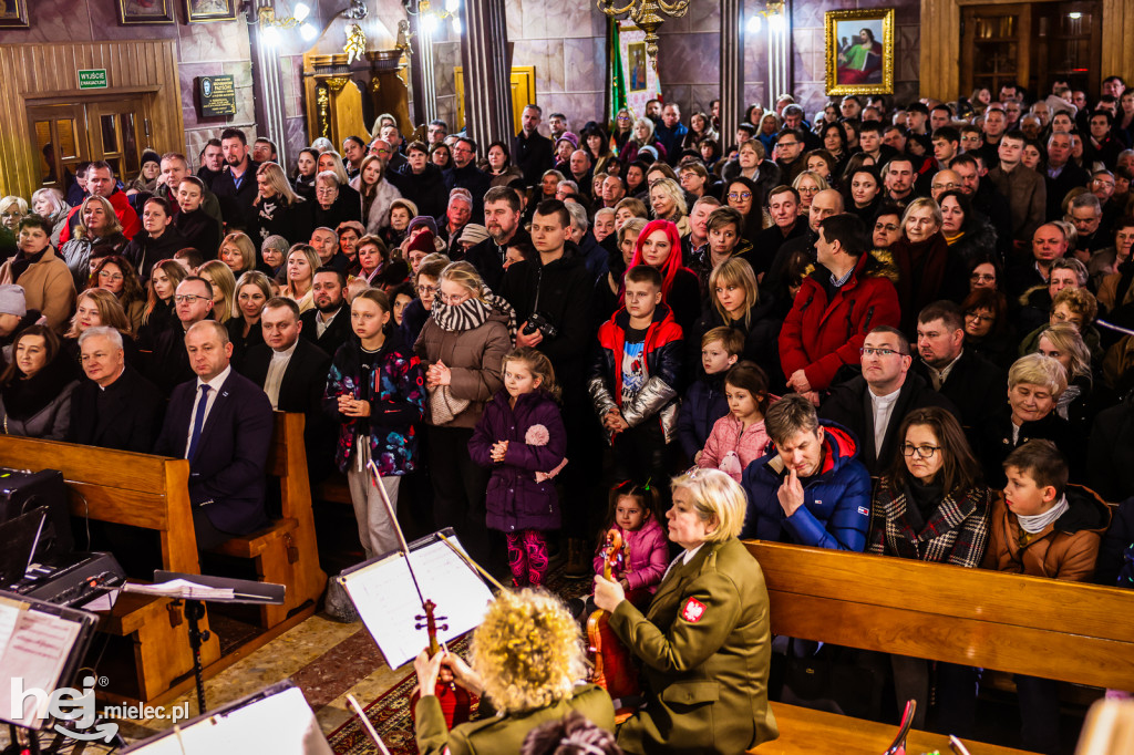 Koncert Reprezentacyjnego Zespołu Artystycznego Wojska Polskiego w Zgórsku