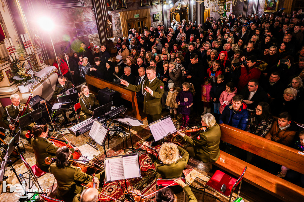 Koncert Reprezentacyjnego Zespołu Artystycznego Wojska Polskiego w Zgórsku