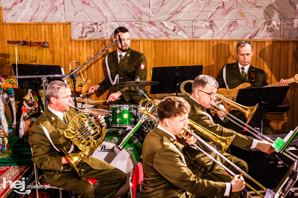 Koncert Reprezentacyjnego Zespołu Artystycznego Wojska Polskiego w Zgórsku