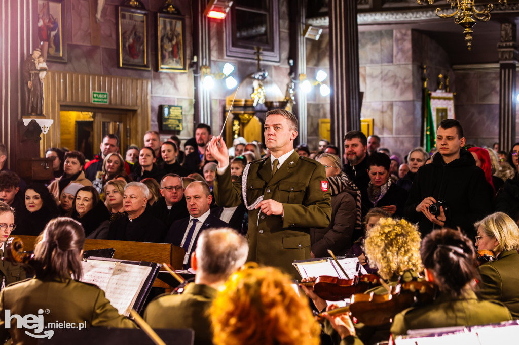 Koncert Reprezentacyjnego Zespołu Artystycznego Wojska Polskiego w Zgórsku