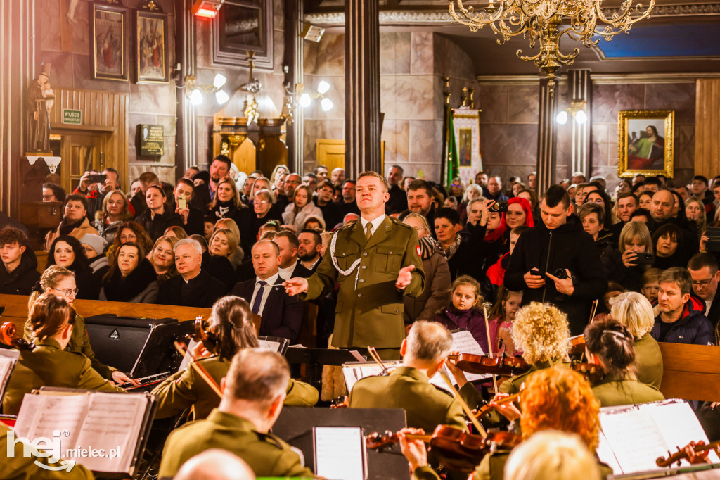 Koncert Reprezentacyjnego Zespołu Artystycznego Wojska Polskiego w Zgórsku