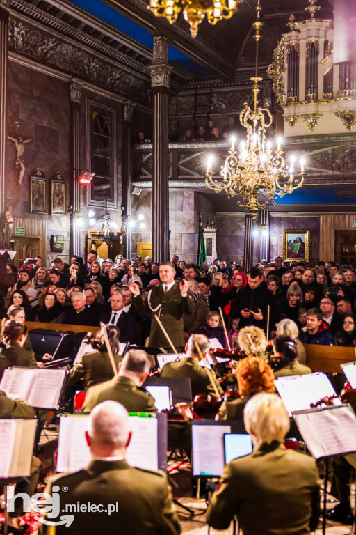 Koncert Reprezentacyjnego Zespołu Artystycznego Wojska Polskiego w Zgórsku