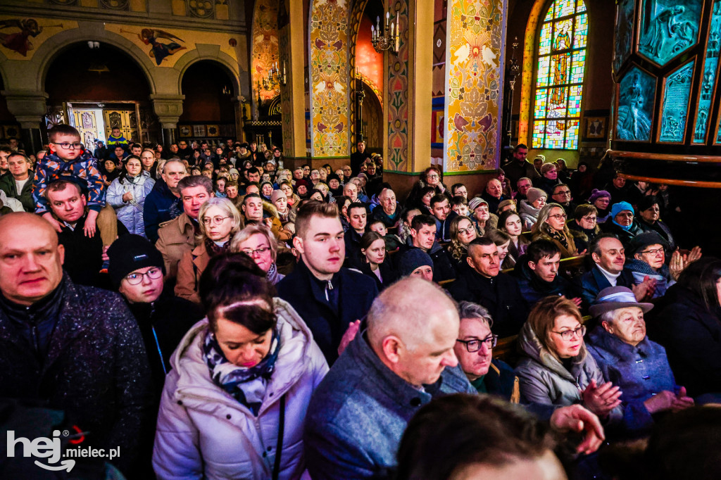 Kolędowy koncert Głosu Beskidu w Chorzelowie