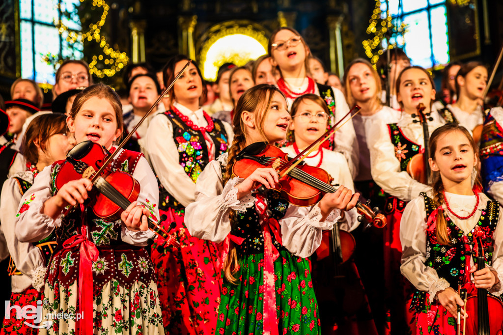 Kolędowy koncert Głosu Beskidu w Chorzelowie