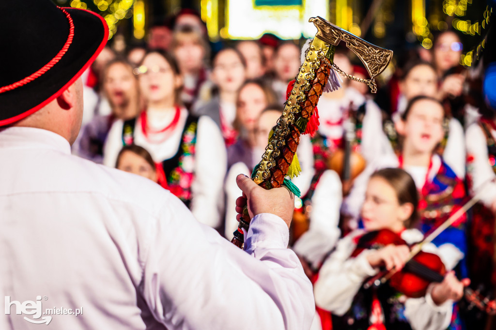 Kolędowy koncert Głosu Beskidu w Chorzelowie