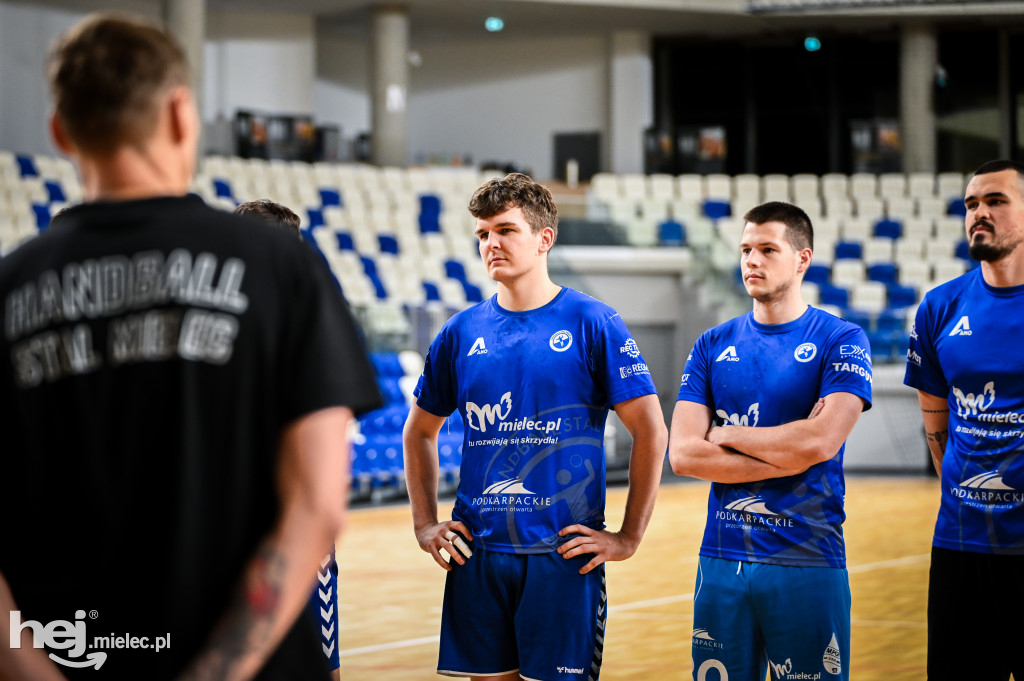 HANDBALL STAL MIELEC powróciła do treningów