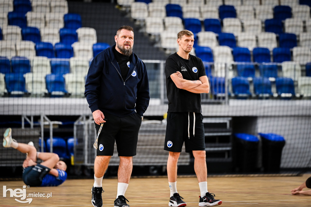 HANDBALL STAL MIELEC powróciła do treningów