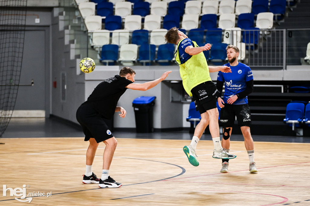 HANDBALL STAL MIELEC powróciła do treningów