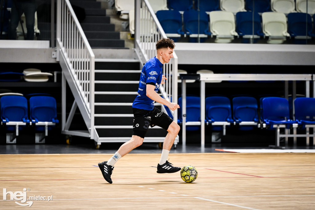 HANDBALL STAL MIELEC powróciła do treningów