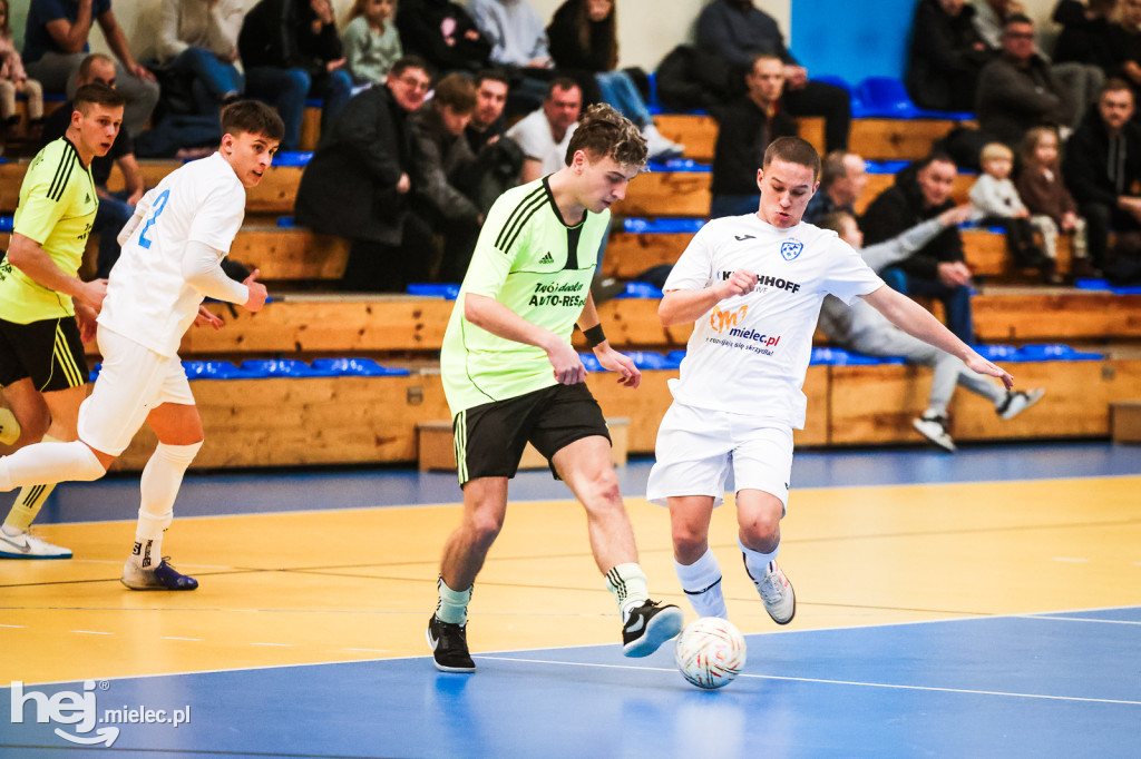 KF STAL MIELEC – KARPATIA ZACZERNIE