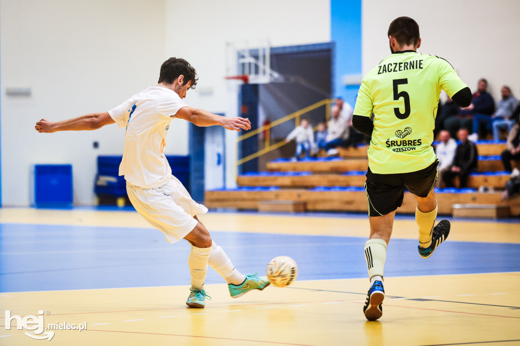 KF STAL MIELEC – KARPATIA ZACZERNIE