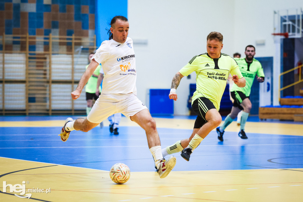 KF STAL MIELEC – KARPATIA ZACZERNIE