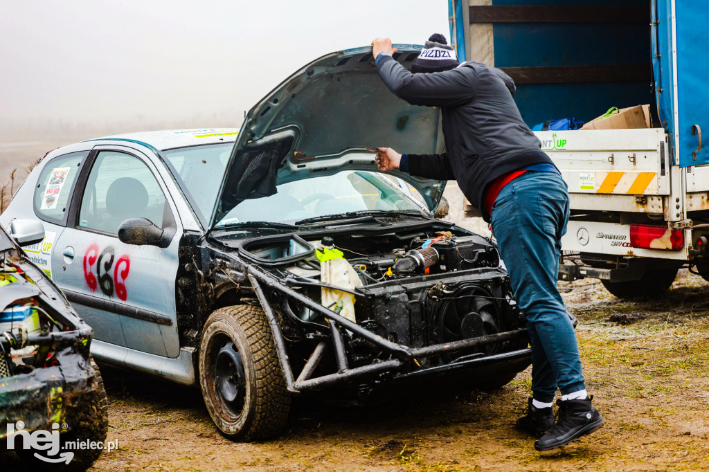 Charytatywny Wrak Race SARNÓW 2025