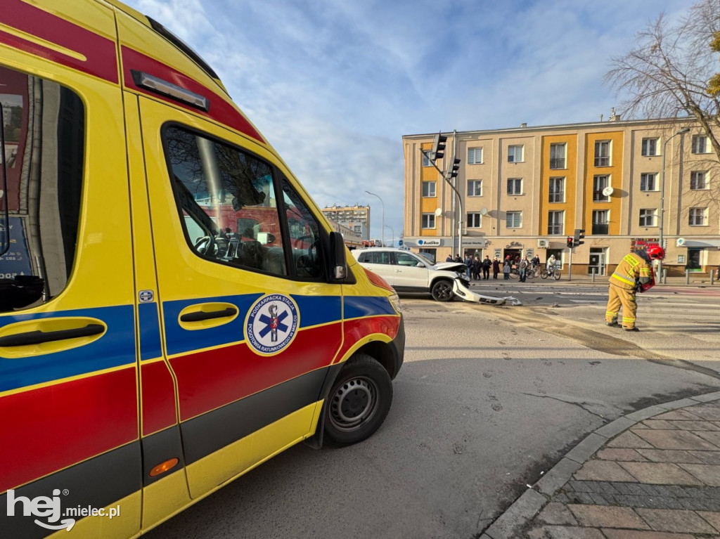 Wypadek w centrum. Al. Niepodległości zablokowana