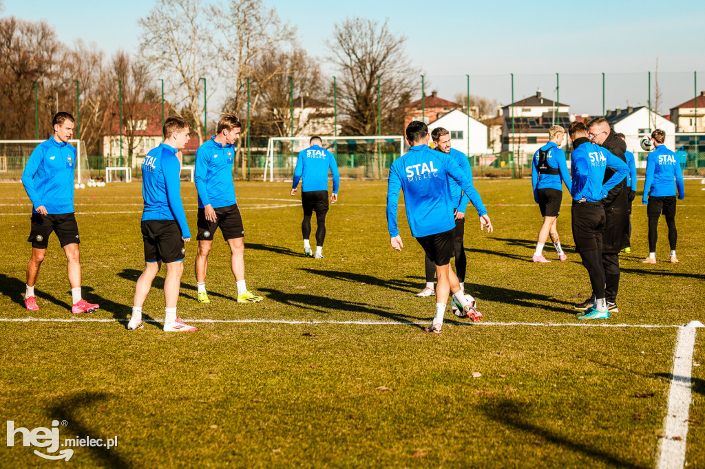 FKS Stal Mielec trenuje przy Solskiego