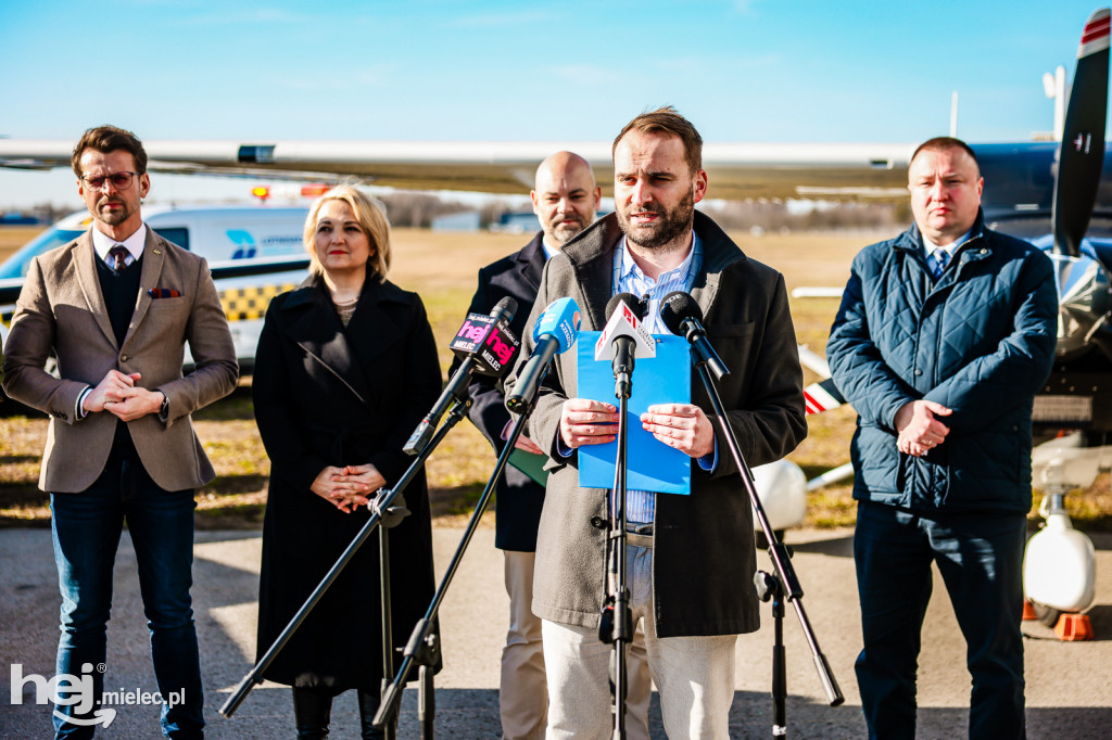 Ogłoszenie powołania Mieleckiej Klasy Lotniczej