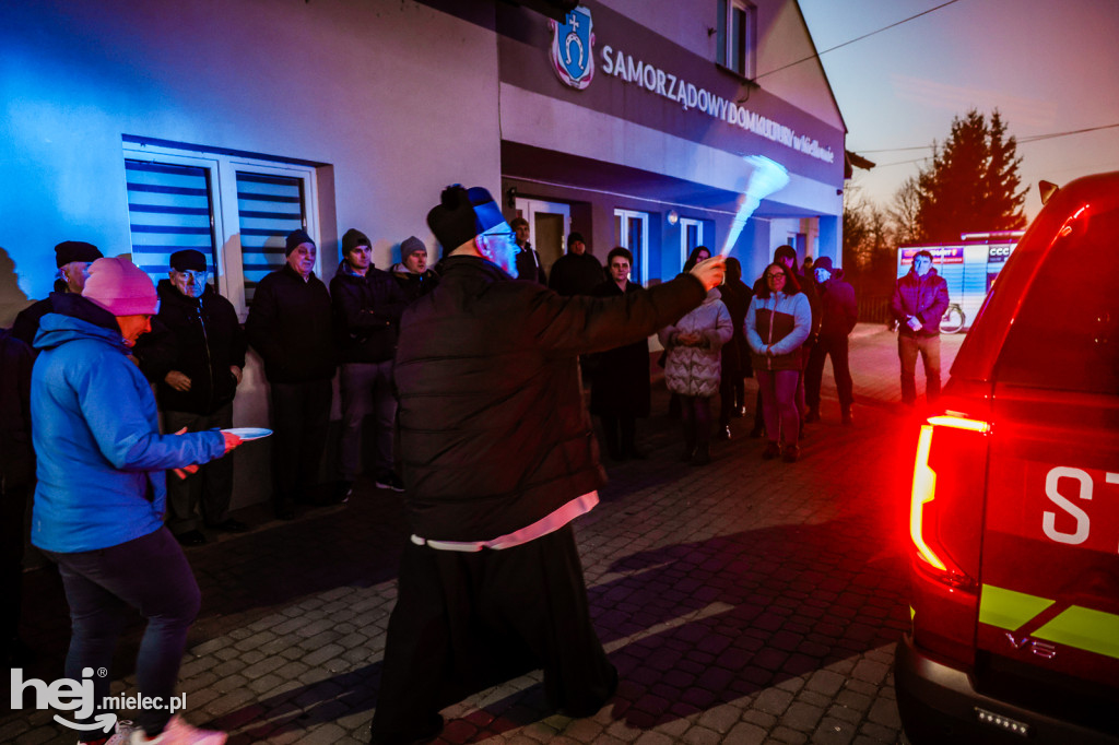 Powitanie nowego pojazdu w OSP Kiełków